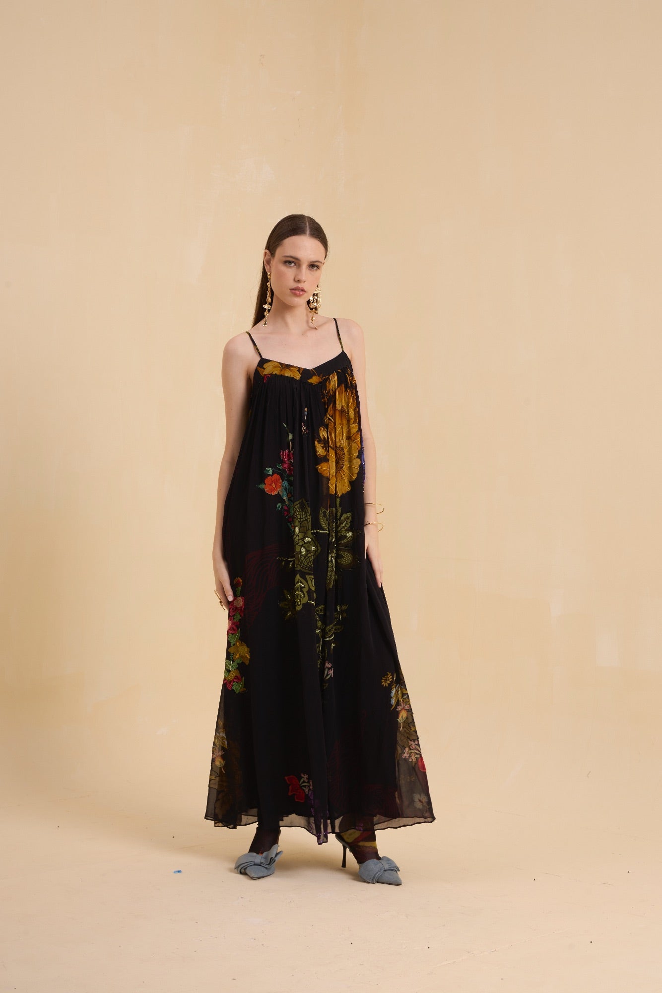RIV BLACK FLORAL EMBELLISHED STRAPPY DRESS LONG