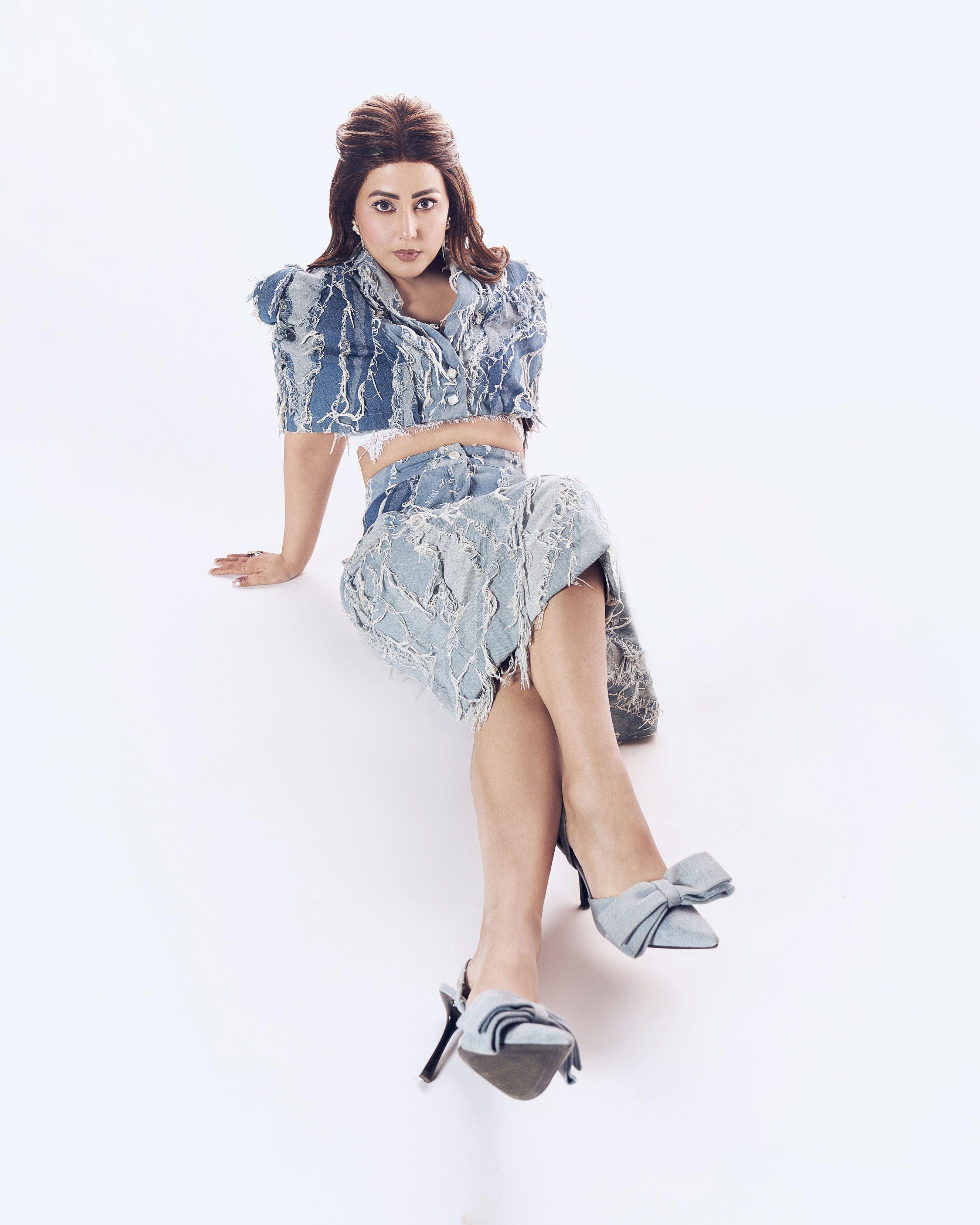 HINA KHAN X CRUNK LIGHT BLUE WASH FRINGED DENIM CO-ORD