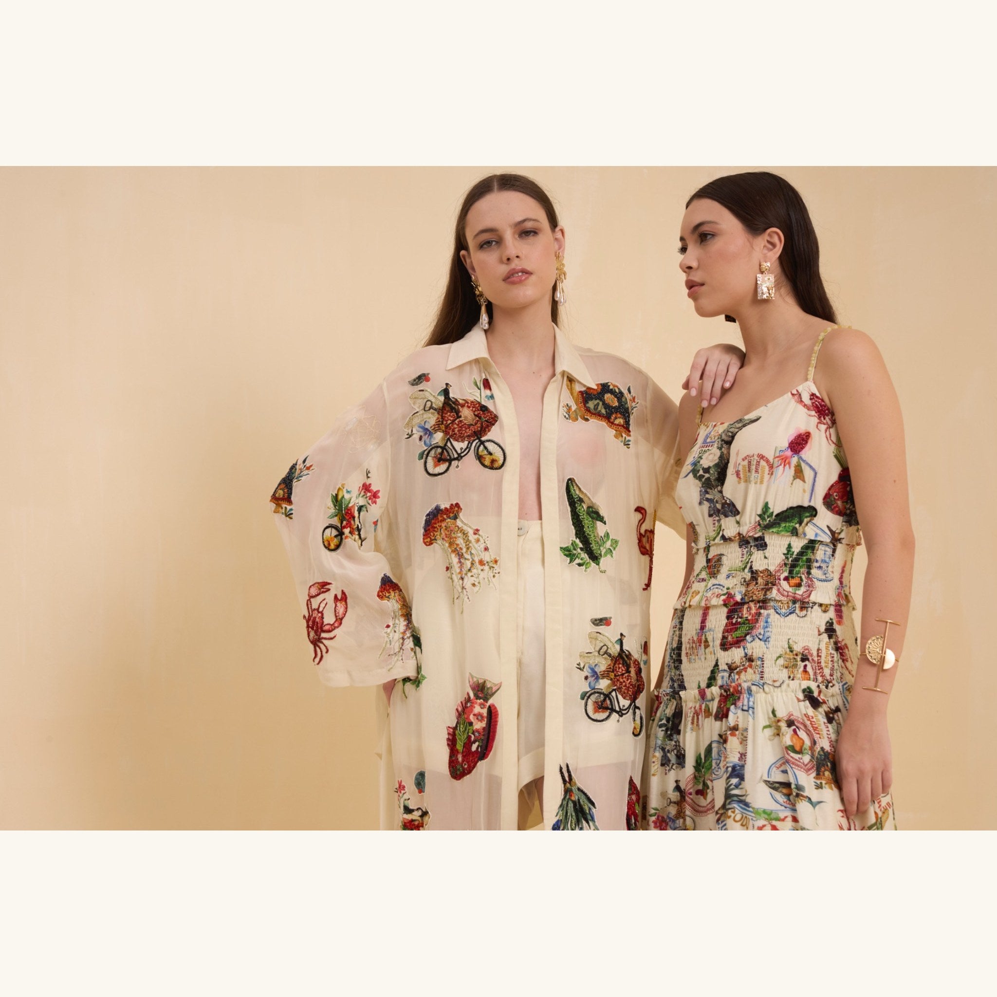 RIV IVORY PATCH ADORNED LONG JACKET