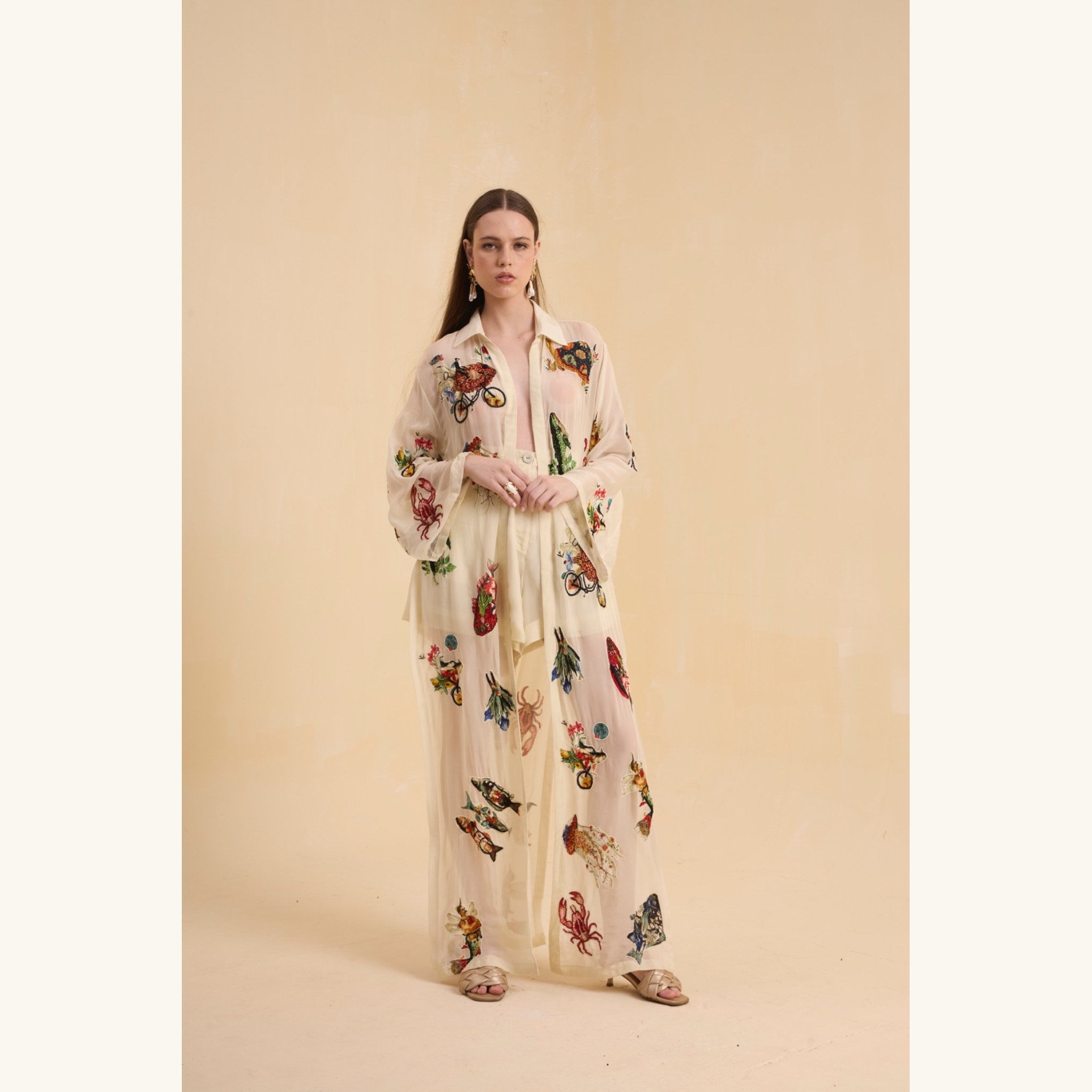 RIV IVORY PATCH ADORNED LONG JACKET