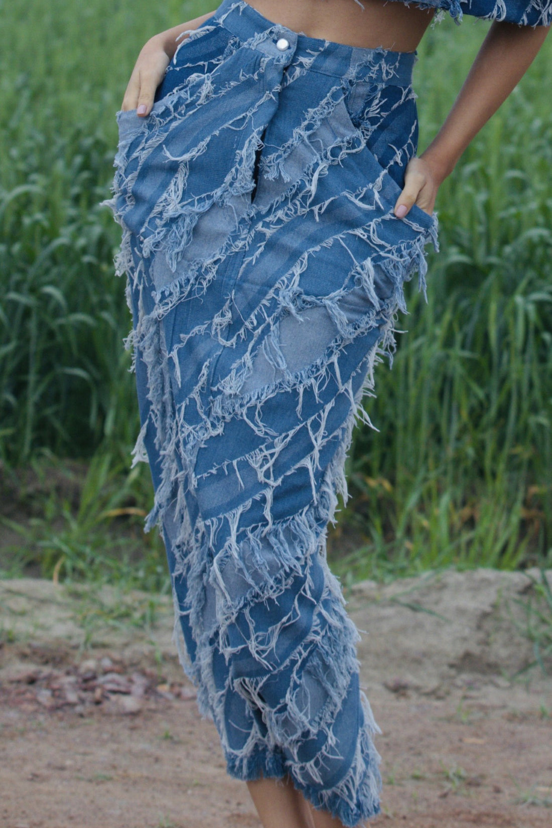 CRUNK LIGHT BLUE WASH FRINGED DENIM STRUCTURED SKIRT