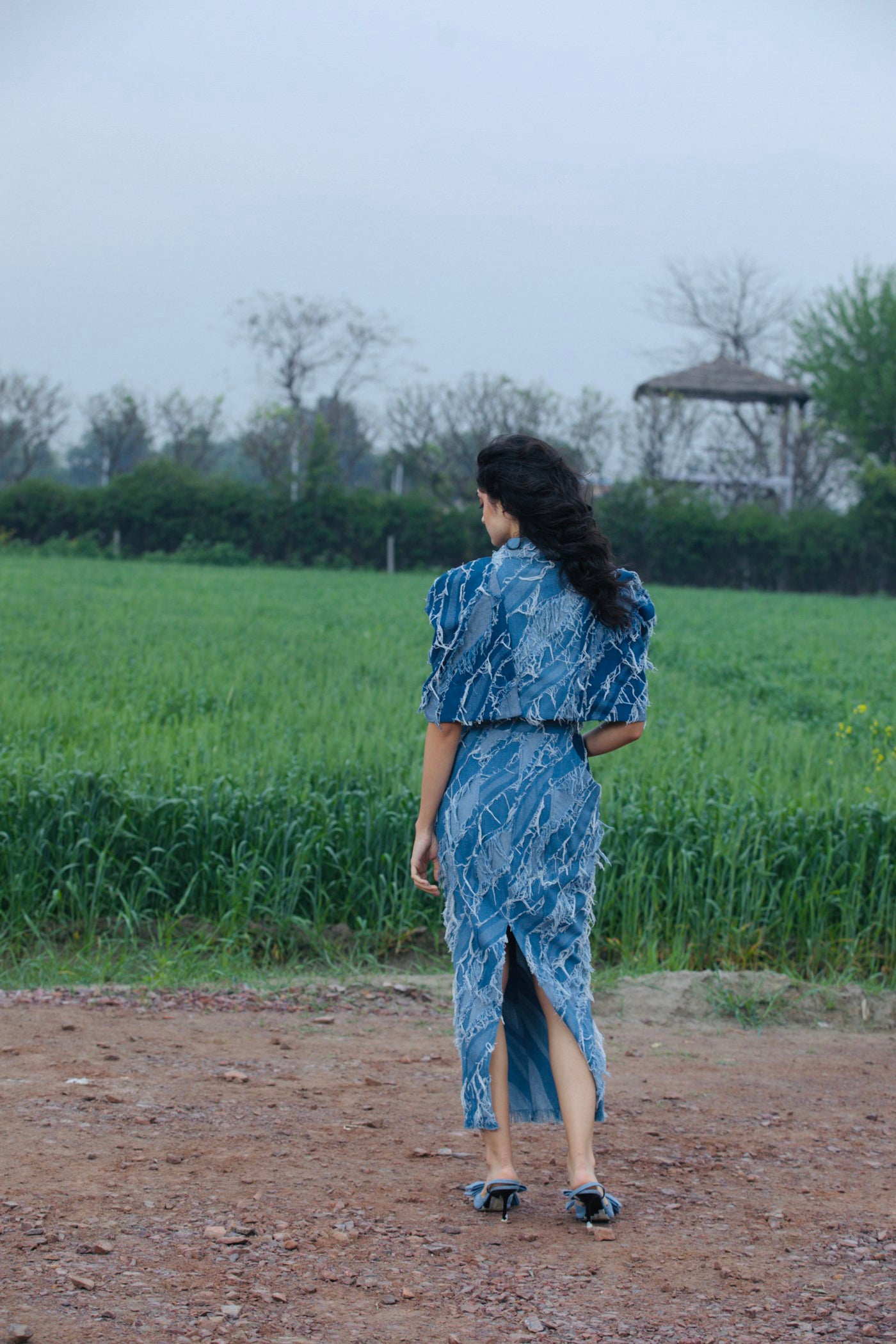 CRUNK LIGHT BLUE WASH FRINGED DENIM STRUCTURED SKIRT