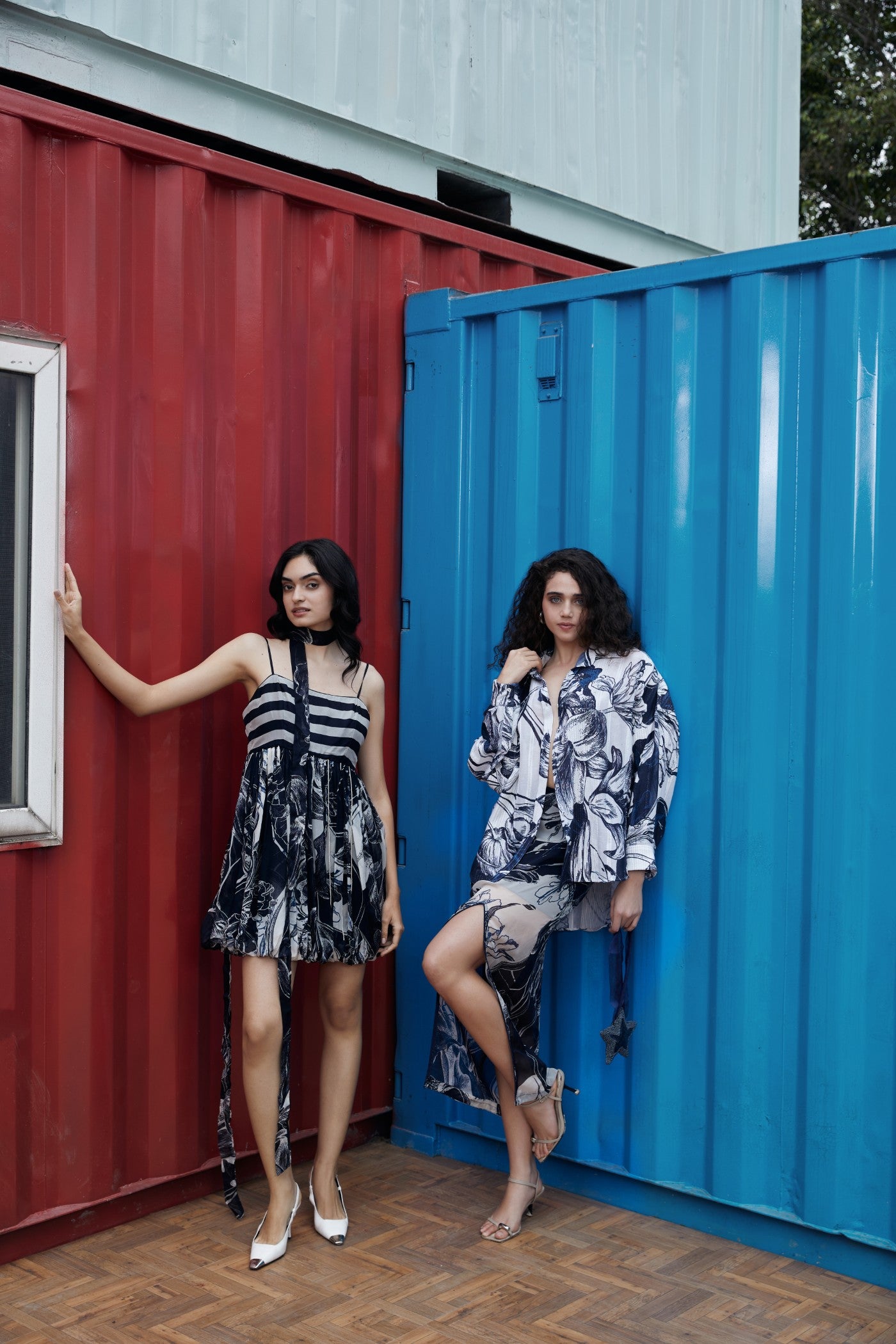 CRUNK BLUE-WHITE ABSTRACT PRINTED DRESS