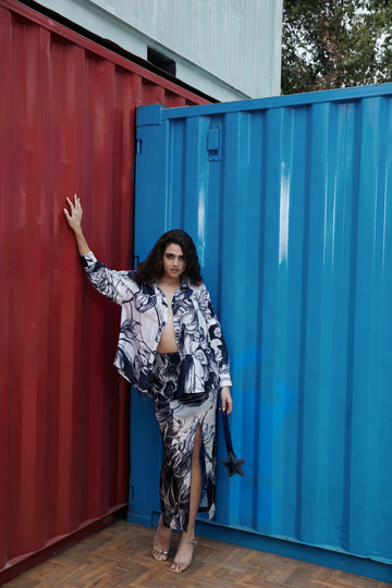 CRUNK BLUE-WHITE ABSTRACT PRINTED SKIRT