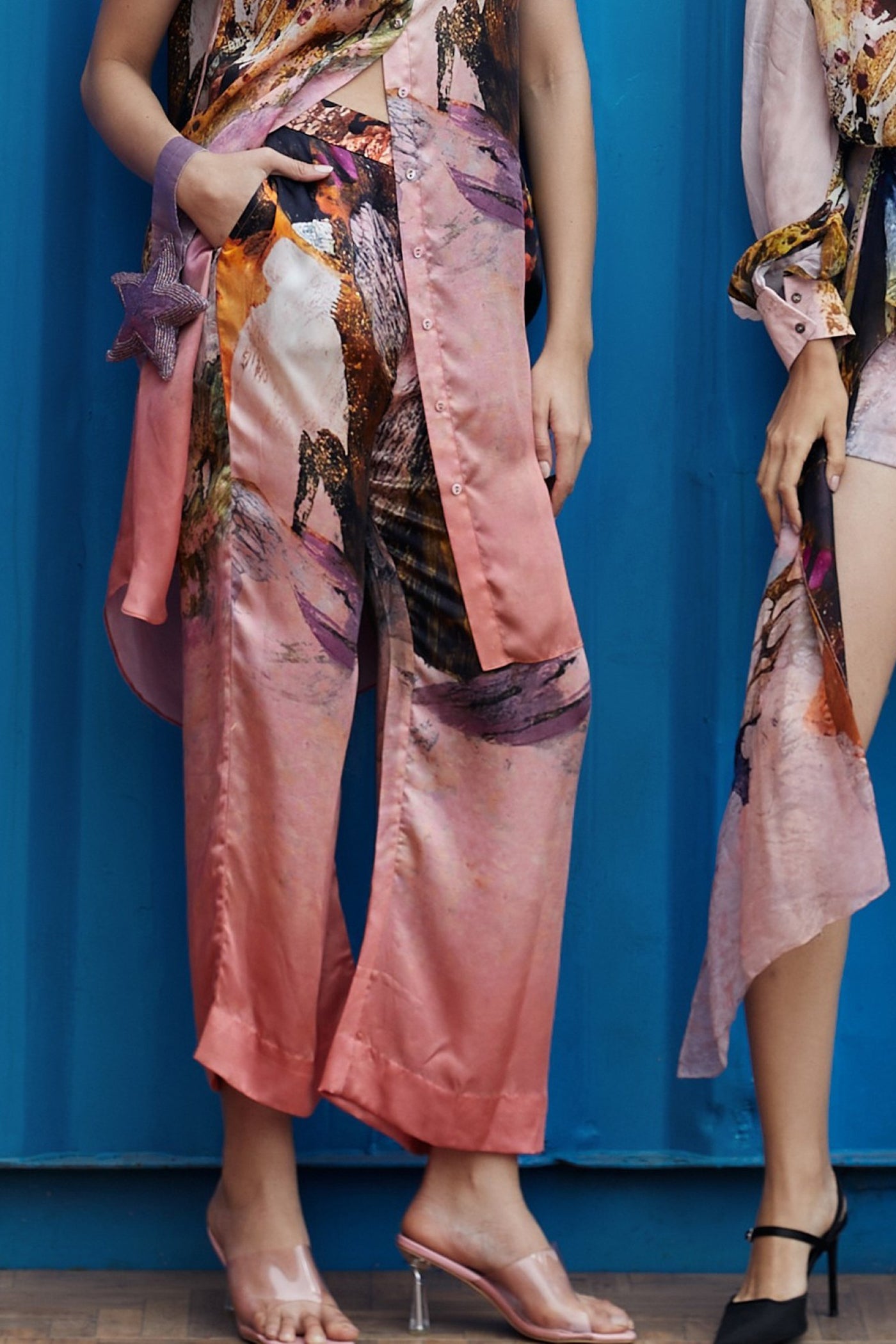 CRUNK CORAL SCENIC PRINTED PANTS