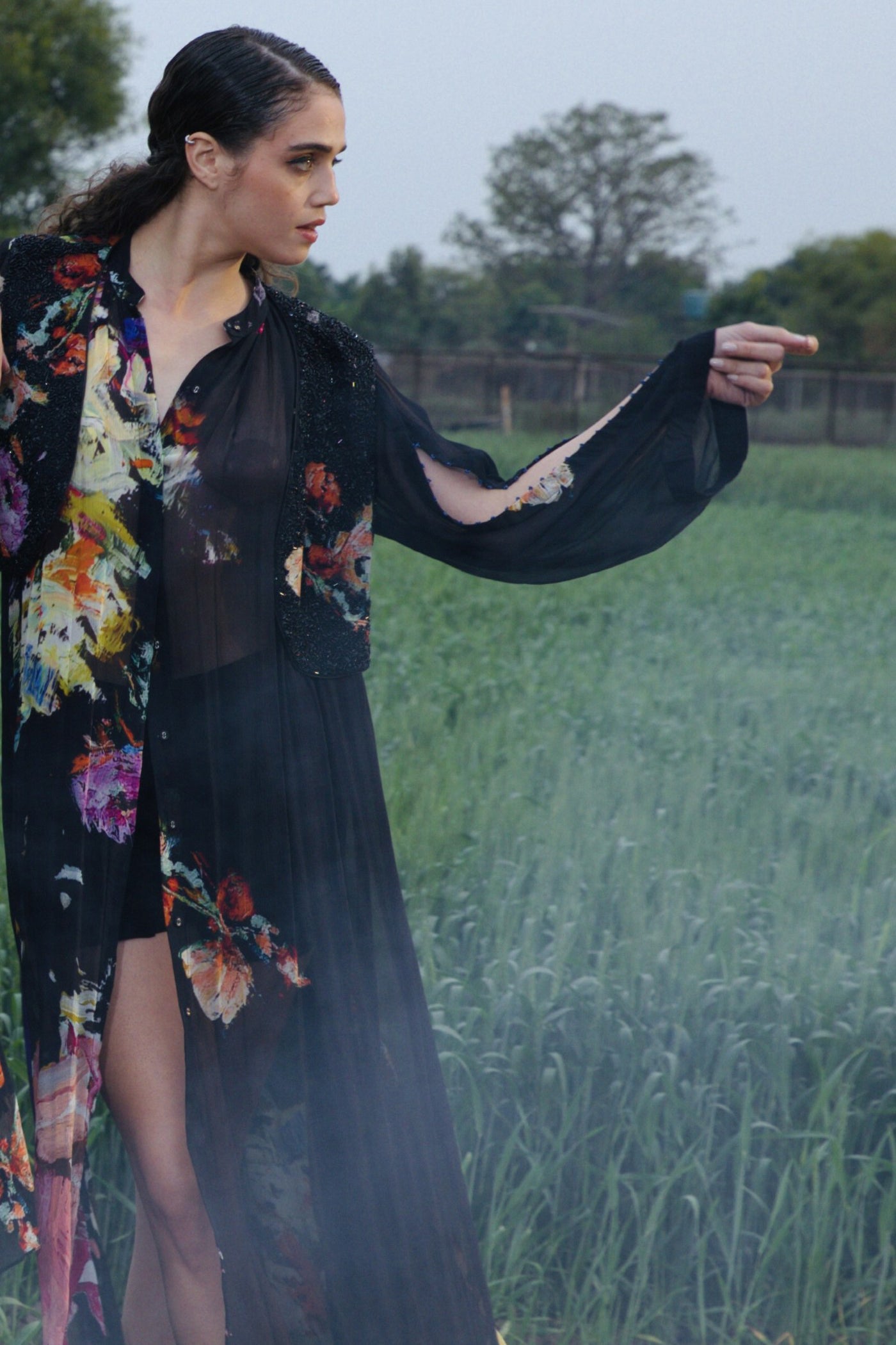 SHELLY JAIN X CRUNK BLACK LONGLINE SHIRT