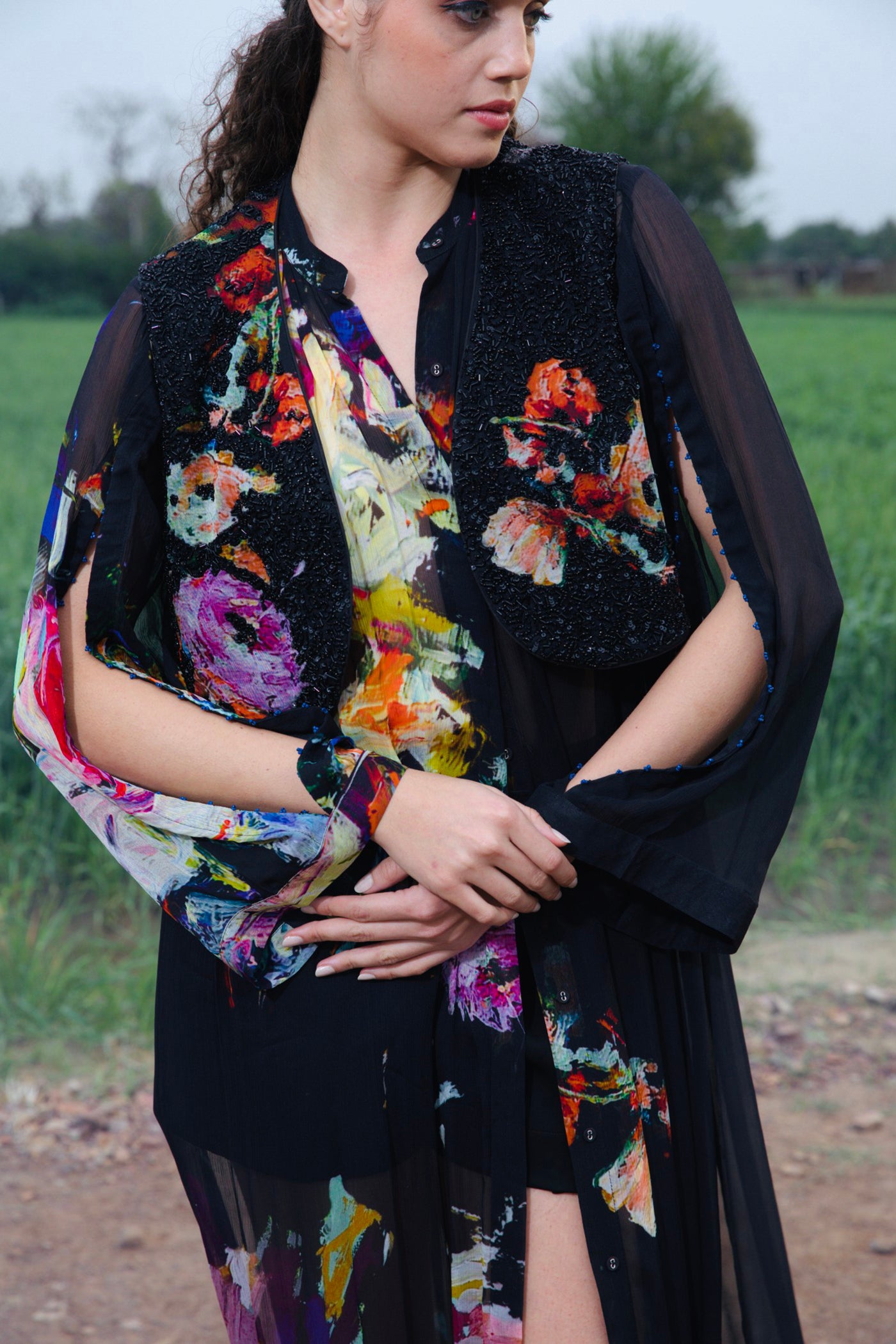 SHELLY JAIN X CRUNK BLACK LONGLINE SHIRT
