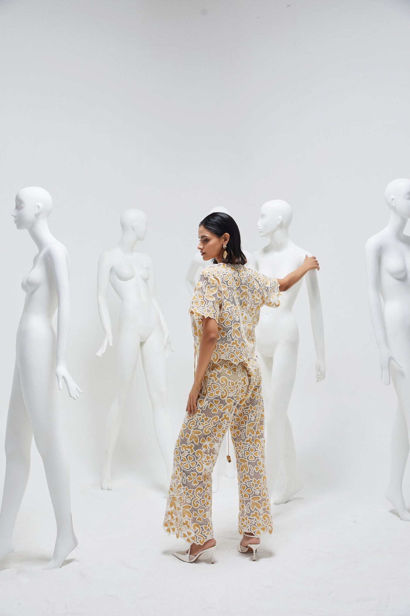 KOA CO-ORD (CROP TOP AND PANTS)