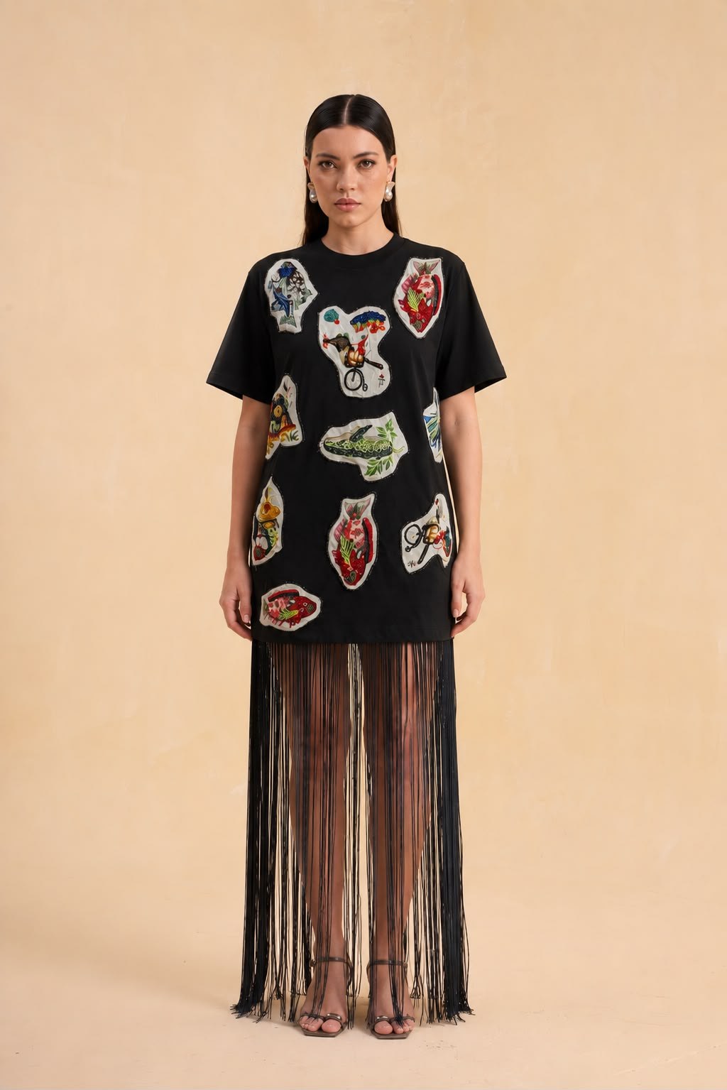 RIV BLACK FRINGE & PATCH ADORNED TEE