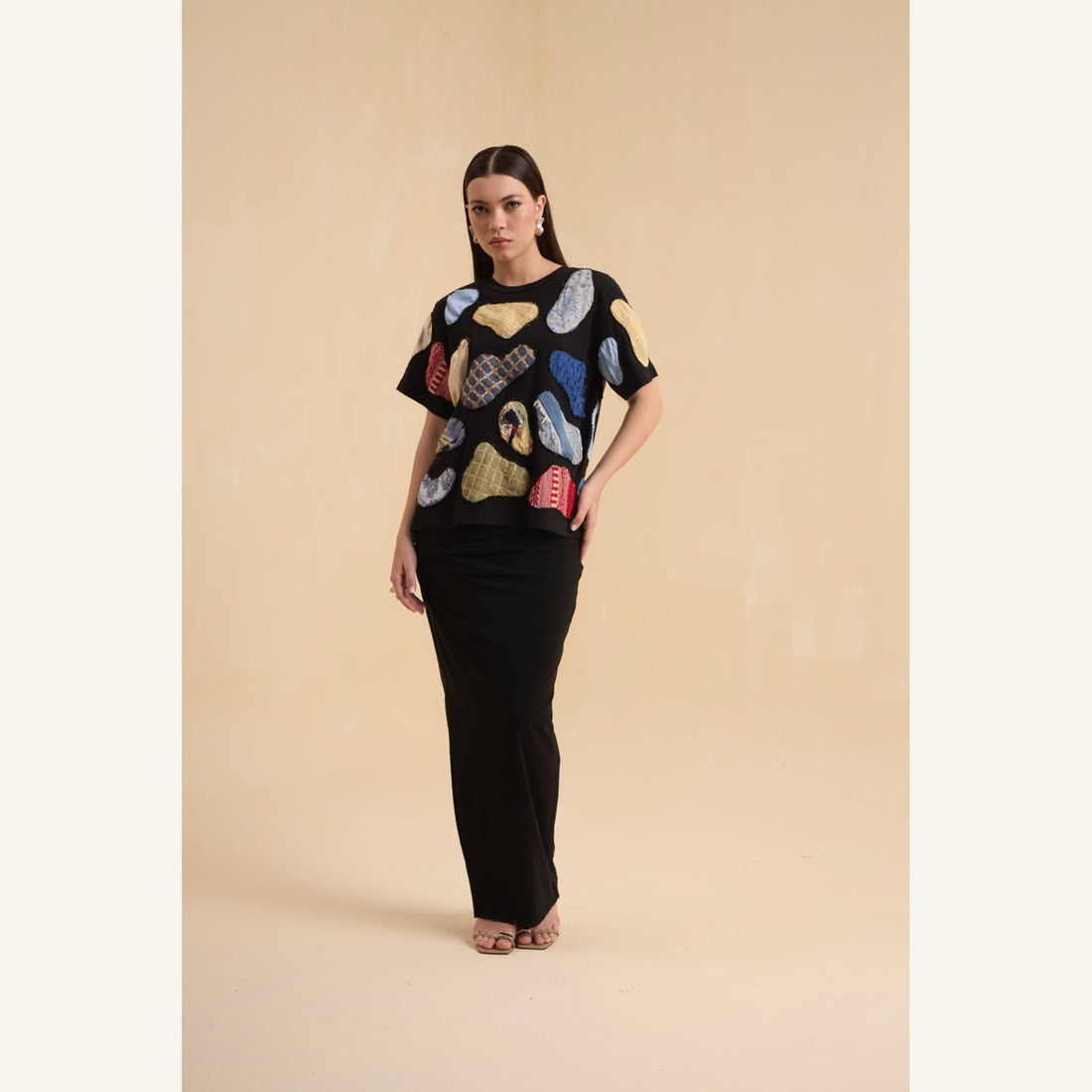 RIV BLACK PATCH ADORNED TEE